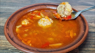 So eine Suppe obwohl jeden Tag servieren! Schnelle Frikadellensuppe!