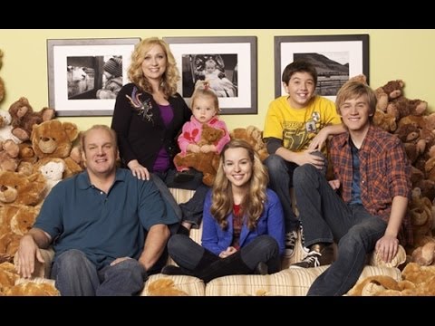 Сериал Disney Держись, Чарли (Сезон 1 эпизод