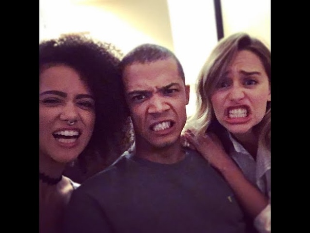 Game of Throness Characters Behind the Scenes ( Funny