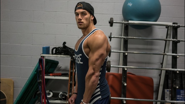 Rocco Fitt and an Intense Back, Biceps