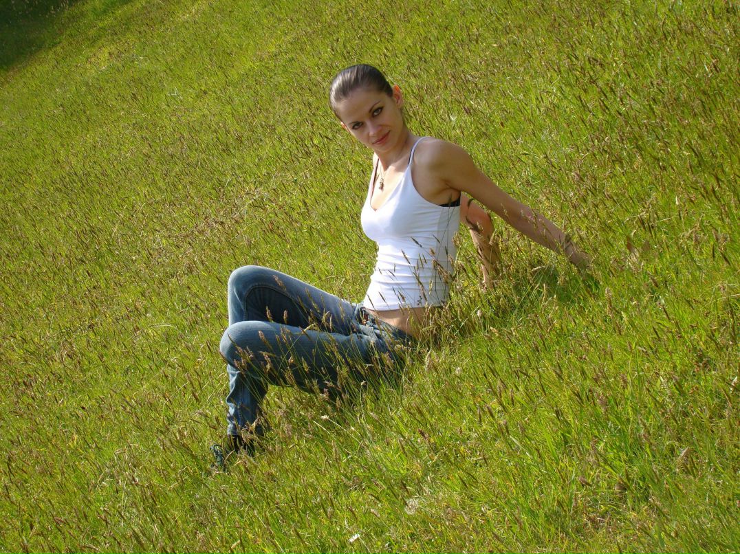 Оленька Казбанова 