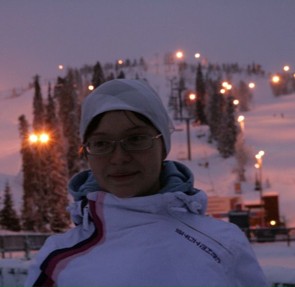 №3, Вика Попова №3, Вика Попова