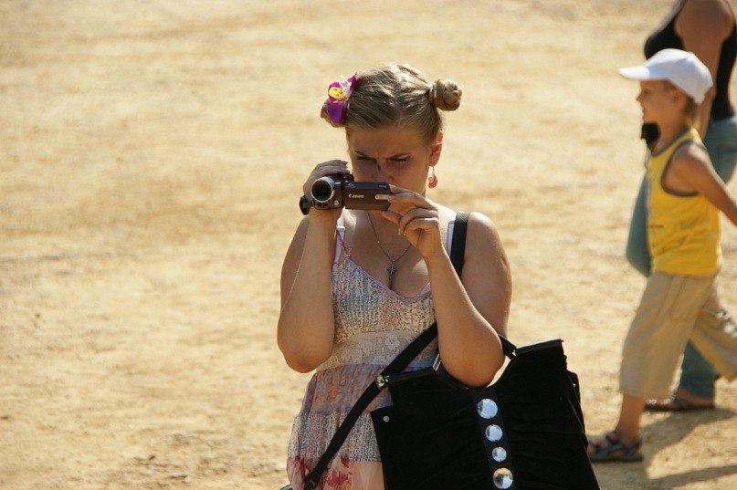 Фиби Тонкин ... | 