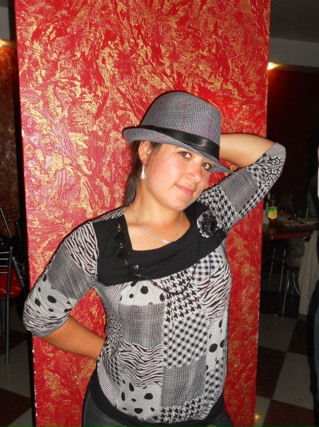 №16, Альона Гаркавенко №16, Альона Гаркавенко