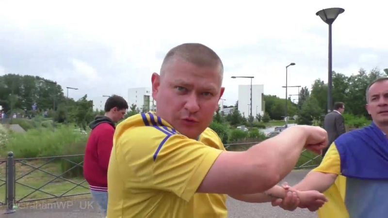 Graham Phillips Brexit Reportage (, 3) Ukraine fans, War, Theft. Filmed in Lille,