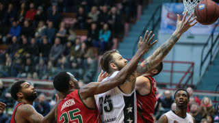 9/4/19 | Блок-шот Артема Забелина в матче против Локомотива-Кубань