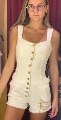 Анна Попова