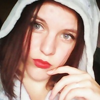 Настя Попова