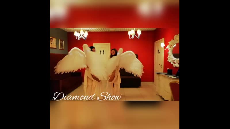 Diamond Show Dance of