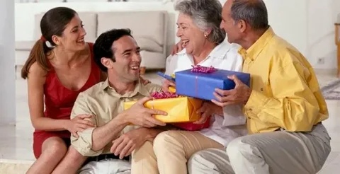 Что подарить семье? Идеи подарков на Новый год 2021, изображение №5