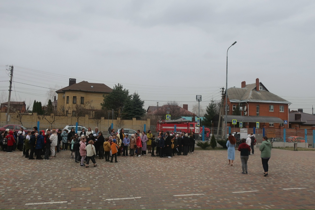 Проверки безопасности прошли в учреждениях образования Таганрога и области Проверки безопасности прошли в учреждениях образования Таганрога и области