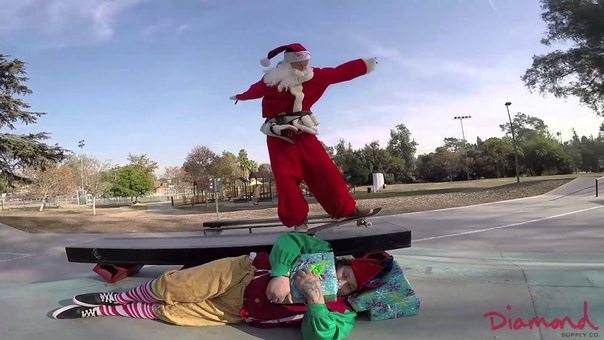 Diamond Supply co X Santa Claus