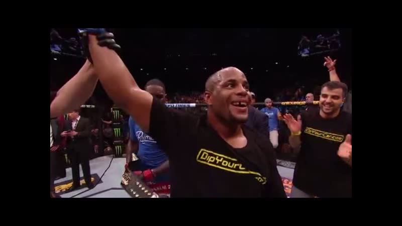 UFC 187: Daniel Cormier and Anthony Johnson Octagon